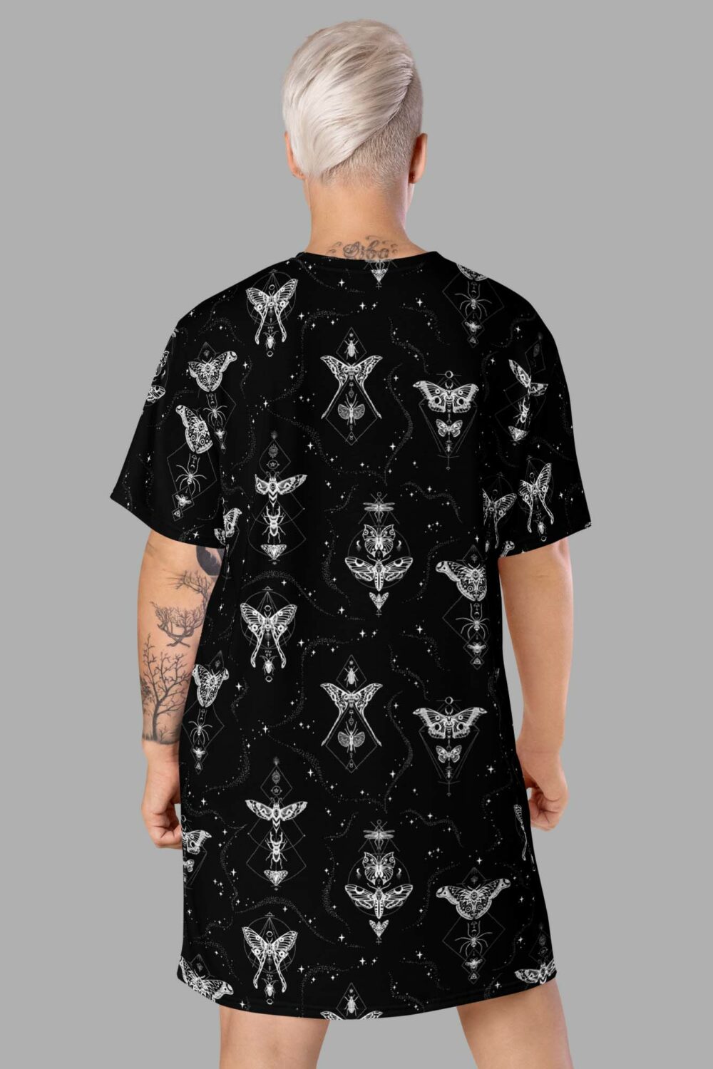 cosmic drifters entomon print t shirt dress back2