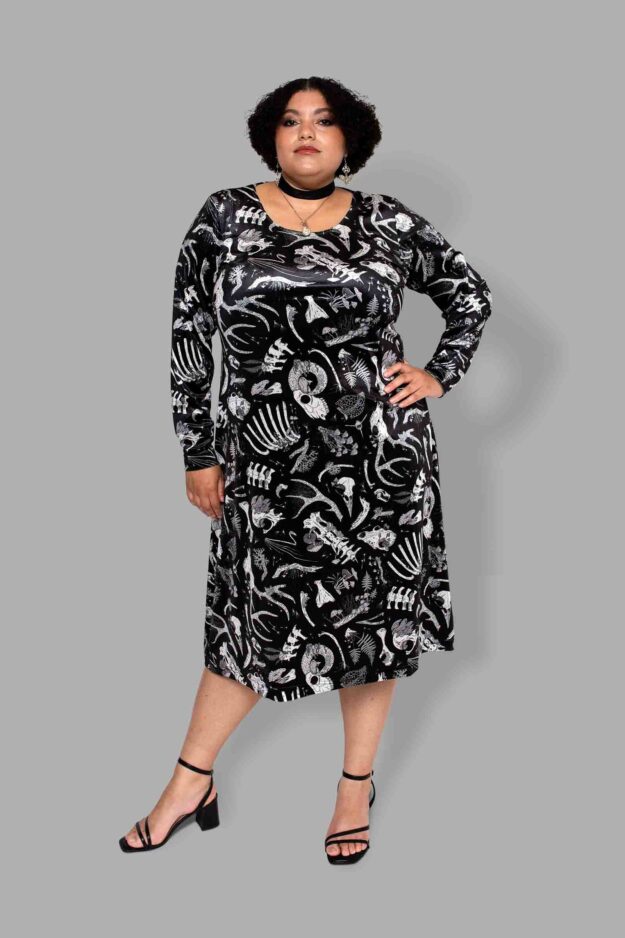 cosmic drifters fungalis print velvet midi dress front