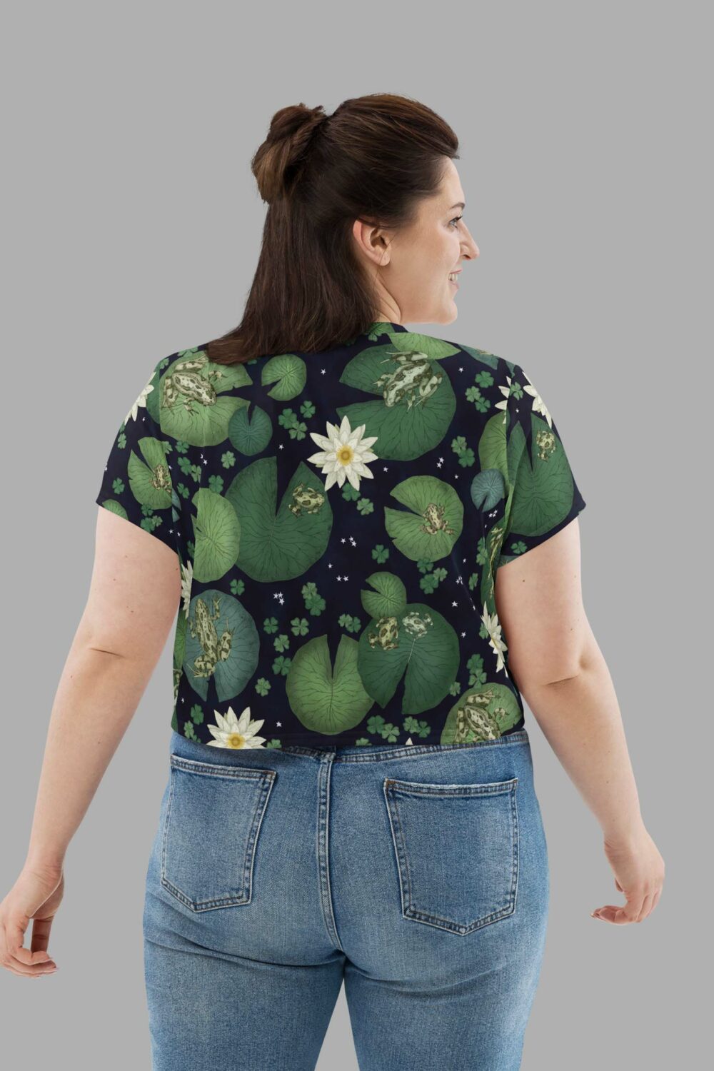 cosmic drifters lily pond print crop tee back