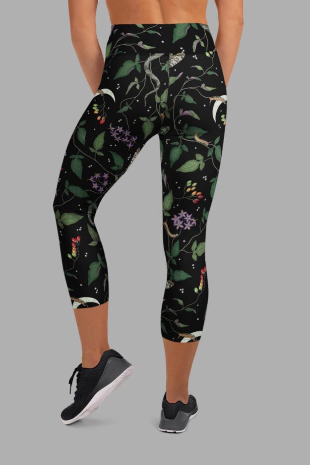 cosmic drifters nightshade print capri leggings back