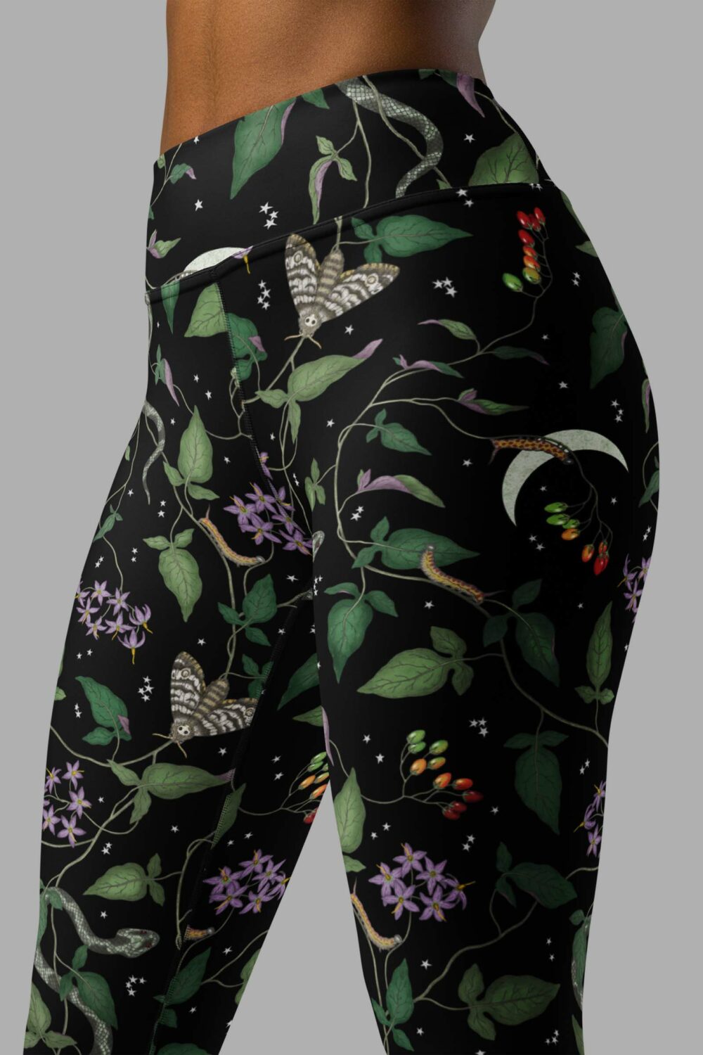 cosmic drifters nightshade print yoga leggings close