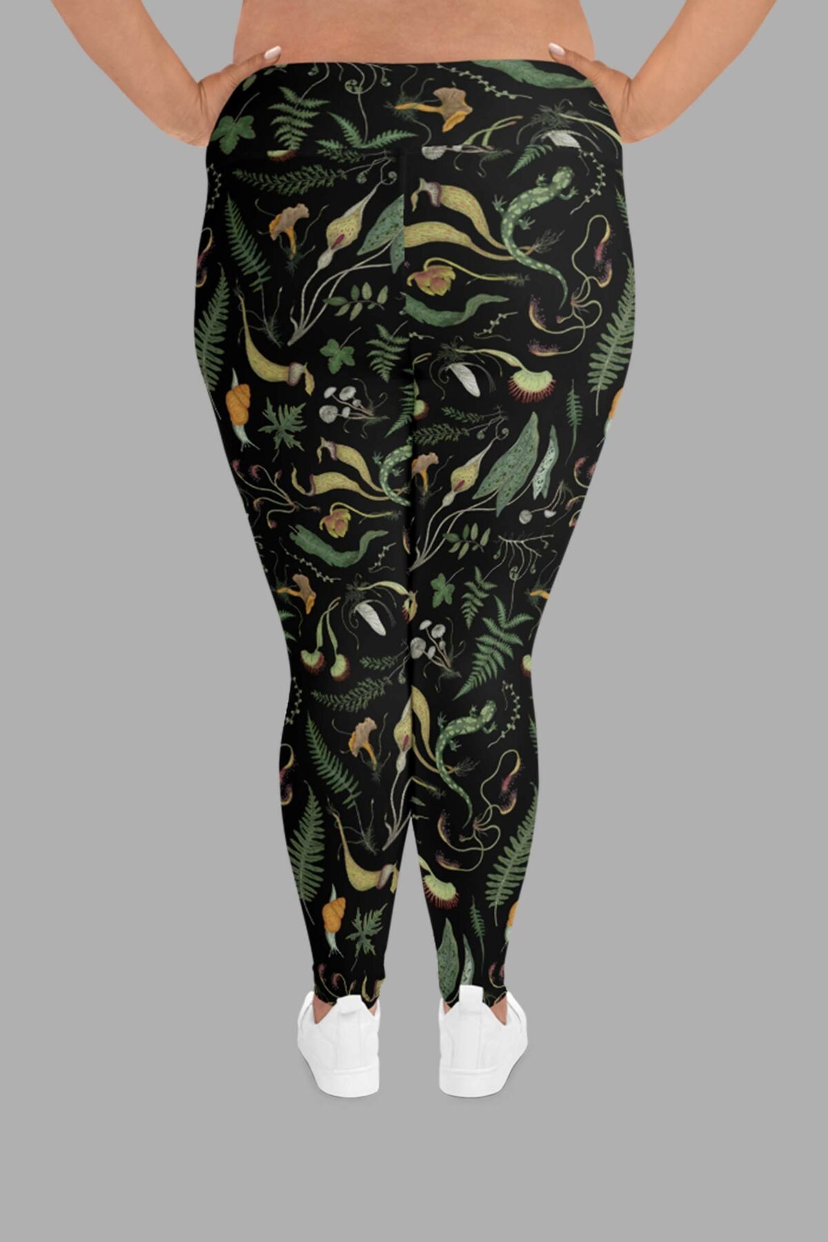 cosmic drifters werewood print plus size leggings back