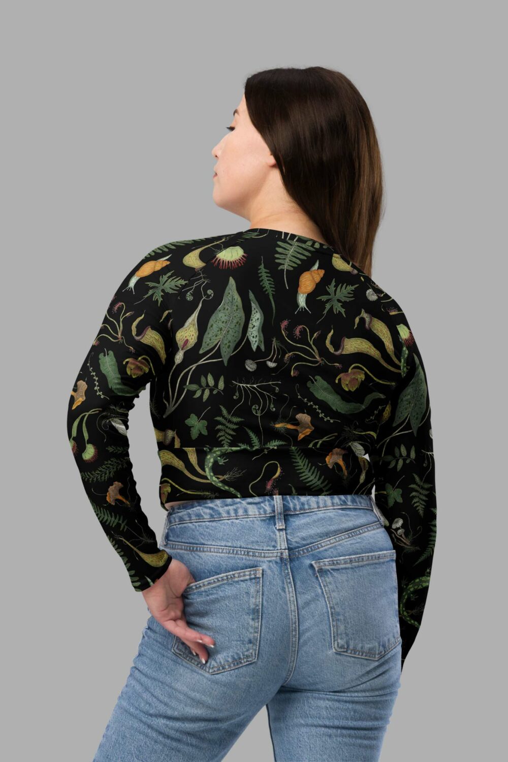 cosmic drifters werewood print recycled long sleeve crop top back