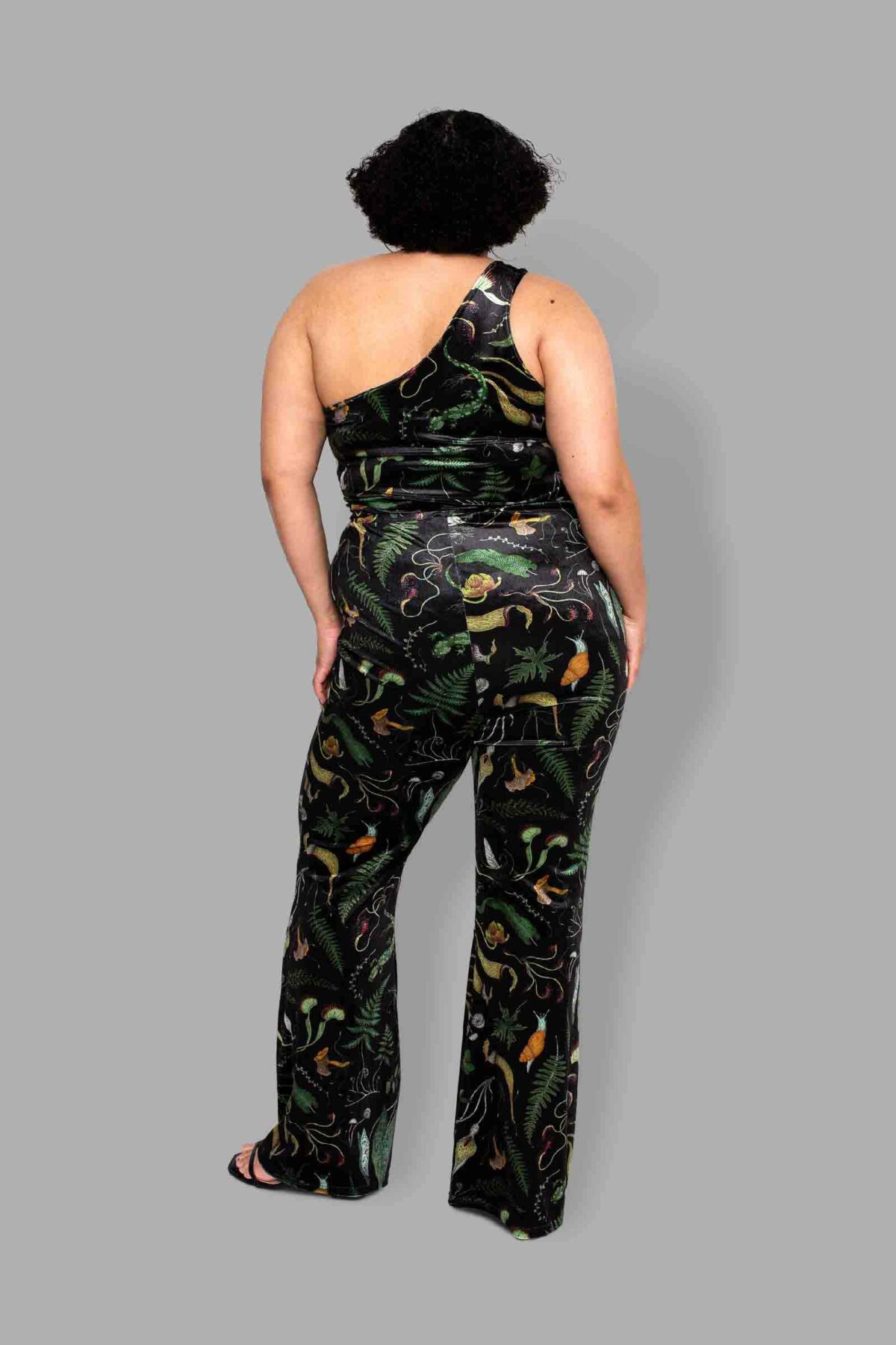 cosmic drifters werewood print velvet flares back