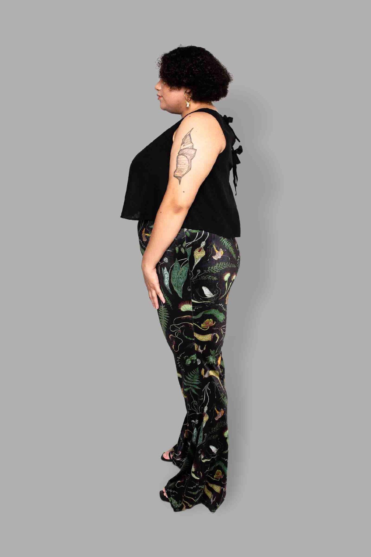 cosmic drifters werewood print velvet flares side2