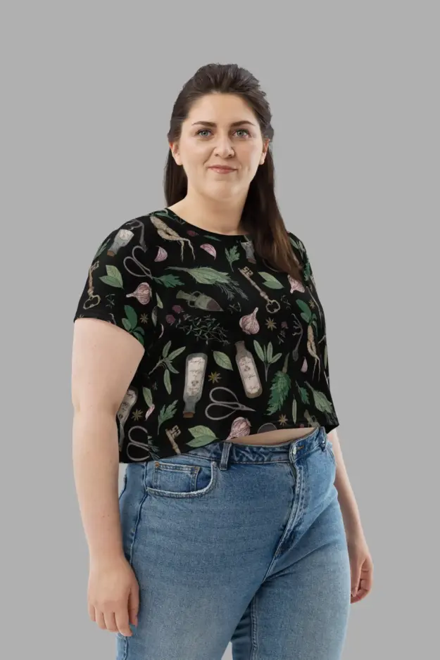 forest witch crop tee3