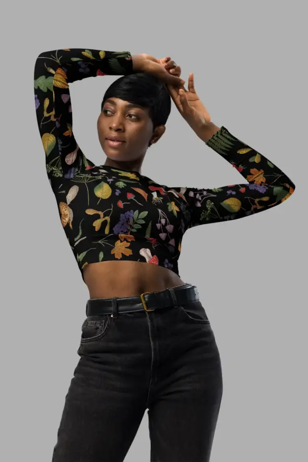 hedge witch long sleeve crop top4