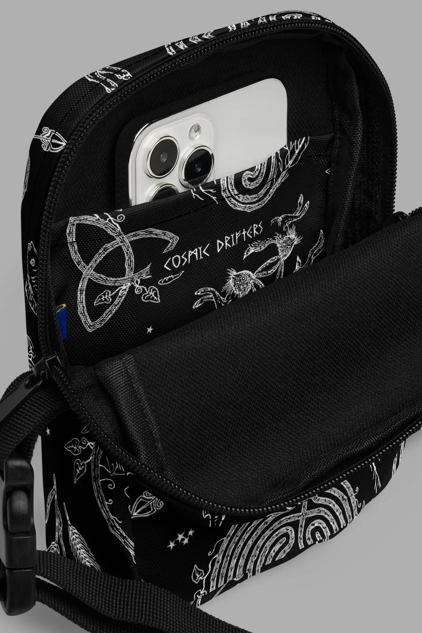 lughnasadh print utility crossbody bag 4